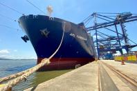 Porto de Paranaguá tem dez berços operando com calado maior e atrai navios maiores