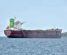 Maior navio graneleiro já recebido no Corredor de Exportação faz carregamento recorde e testa eficiência e estruturas marítima e terrestre. 