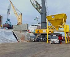 Na última segunda-feira (5), o TPPF concluiu o desembarque da primeira carga de malte. Foram cerca de 15,5 mil toneladas importadas da Austrália, que chegaram nos porões do MV Callio. 