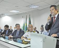 Ministro assina ordem de serviço para início da dragagem em Paranaguá 