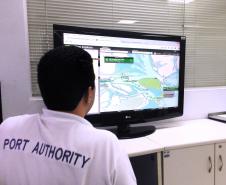Portos do Paraná passam a monitorar navegação em tempo real