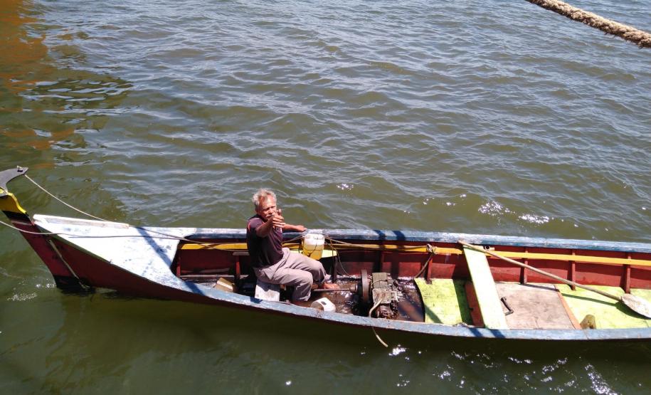 A situação foi atendida pela Guarda Portuária e pela equipe da Diretoria de Operações. E o senhor, de 68 anos, passa bem e já está são e salvo na casa da filha, na Ilha dos Valadares