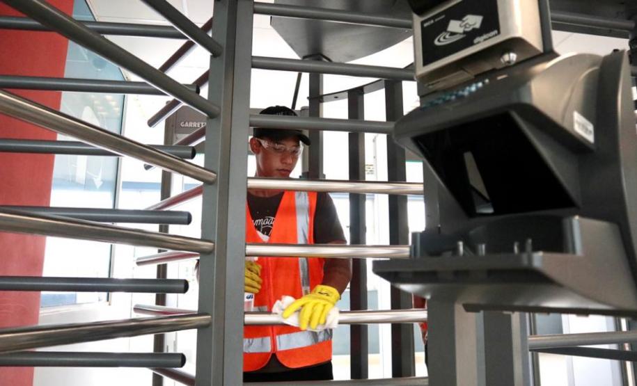 Os portos de Paranaguá e Antonina adotam uma série de medidas preventivas para o controle novo Coronavírus (vírus 2019-nCoV).