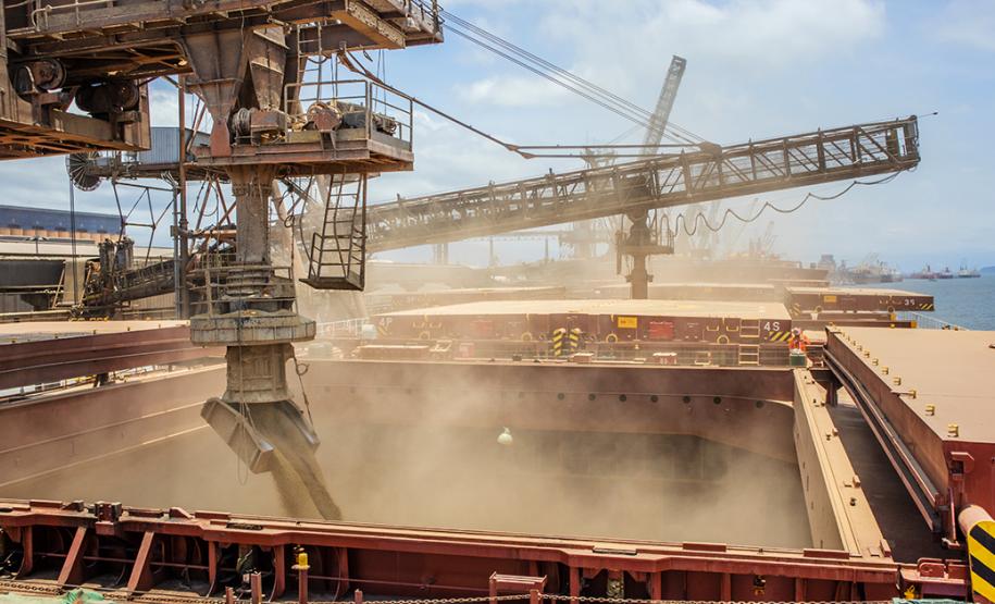 As exportações de soja registram aumento de 83%. Em março desde ano 2,16 milhões de toneladas do produto foram embarcadas. Em 2019, no período, foram 1,18 milhão.