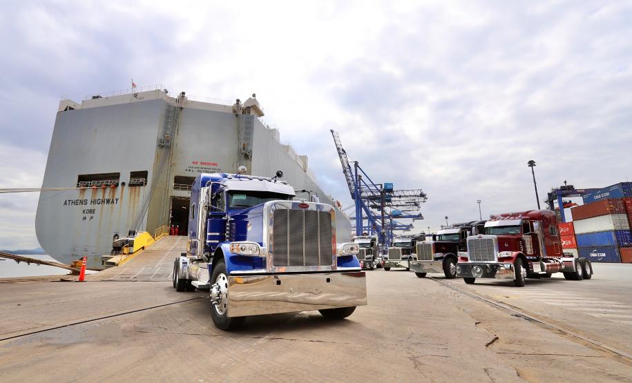 As máquinas vieram diretamente do porto de Jacksonville, na Flórida, e agora seguem para colecionadores de São Paulo, Minas Gerais, Rio Grande do Sul e Santa Catarina.