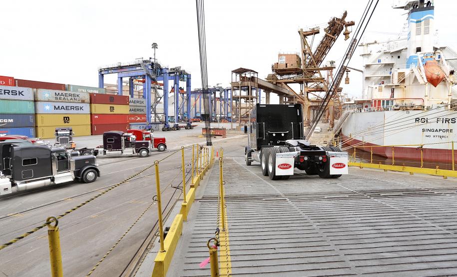 As máquinas vieram diretamente do porto de Jacksonville, na Flórida, e agora seguem para colecionadores de São Paulo, Minas Gerais, Rio Grande do Sul e Santa Catarina.