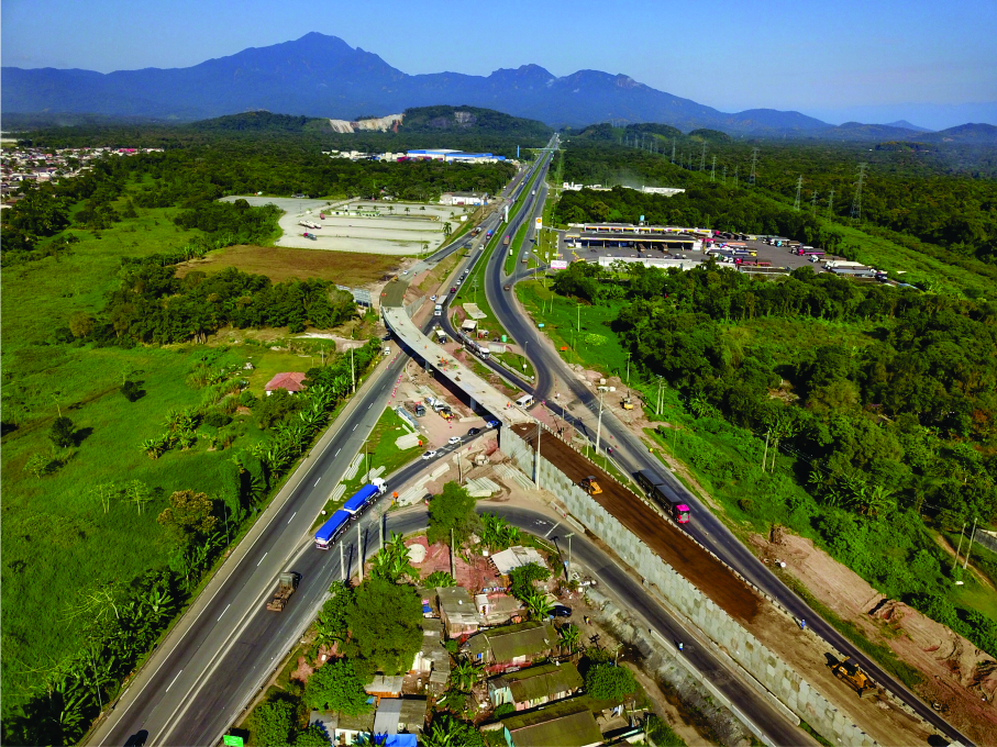Imagem das obras de construção do novo viaduto
