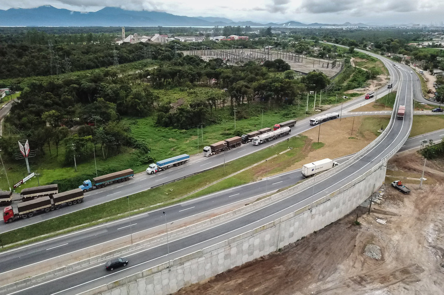 O governador Carlos Massa Ratinho Júnior inaugura nesta quinta-feira (10) , o viaduto da BR-277 e as obras de ampliação do Terminal de Contêineres de Paranaguá (TCP).