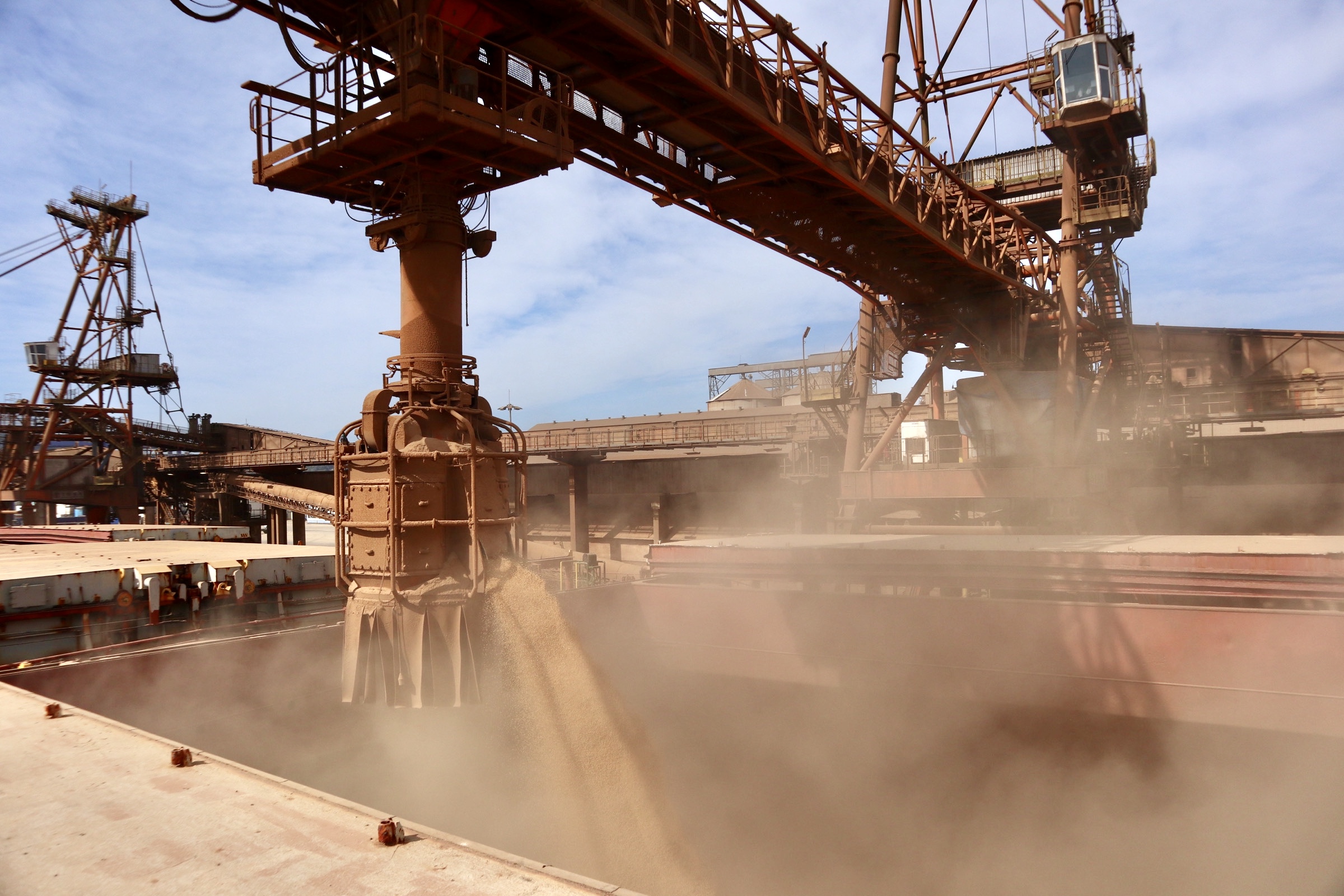 Quase 13 milhões de toneladas de grãos e farelos foram exportados pelo Corredor de Exportação, de janeiro a julho. Mais de 97% dos embarques - cerca de 12,5 milhões de toneladas - são de soja.