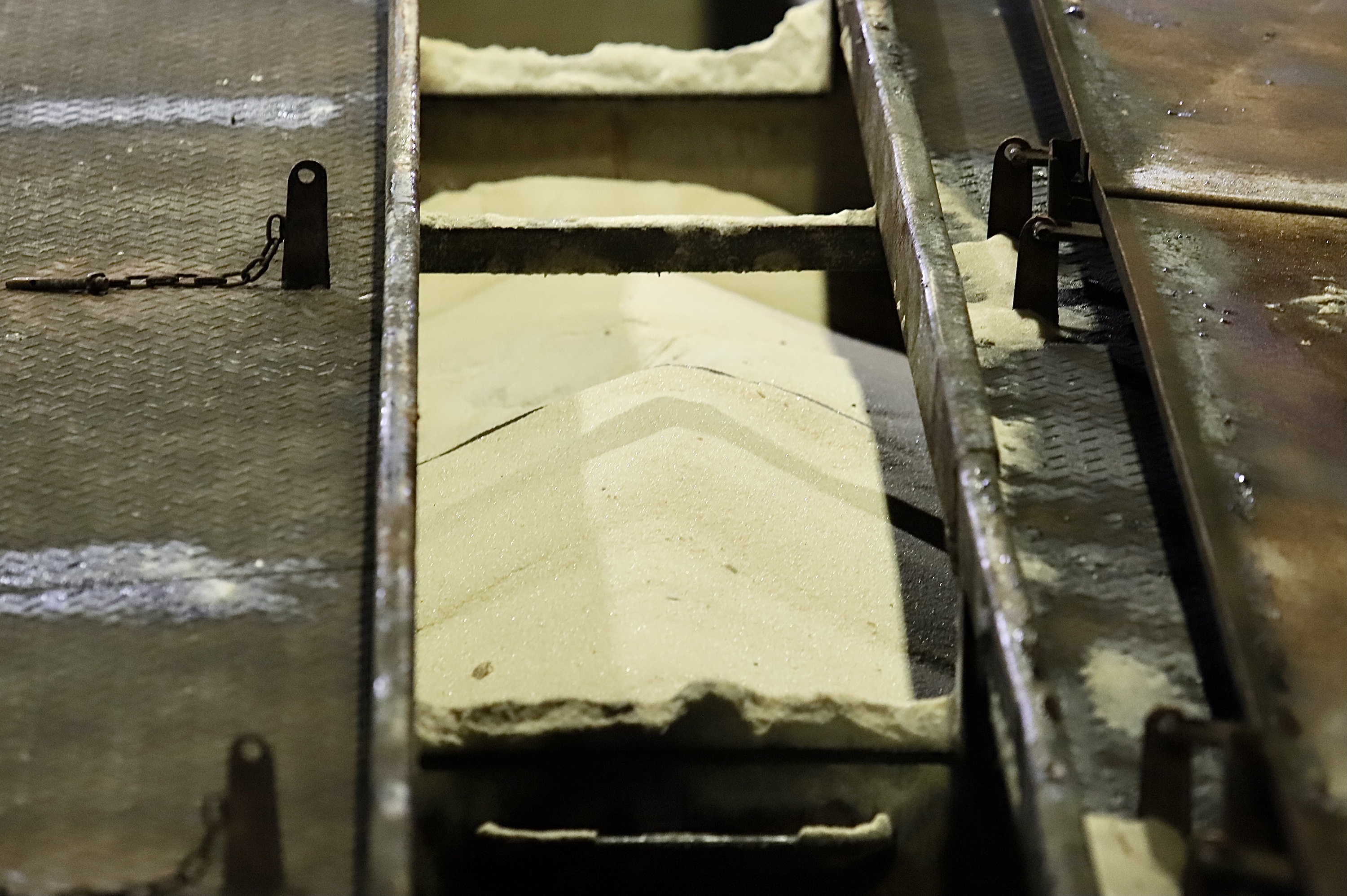 Cada vez mais cargas chegam e saem dos Portos do Paraná por ferrovia