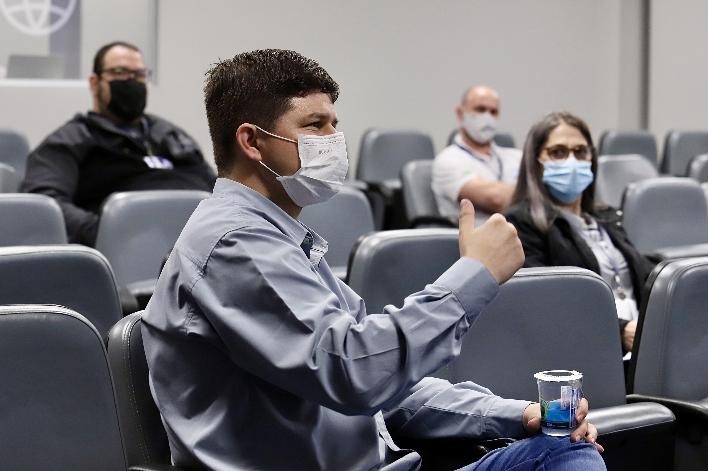 A Gerência de Saúde e Segurança do Trabalho, da Diretoria de Meio Ambiente, se reuniu nesta semana para avaliar as metas e definir os próximos passos para expandir os trabalhos de conscientização, educação e otimização das rotinas e protocolos de segurança.