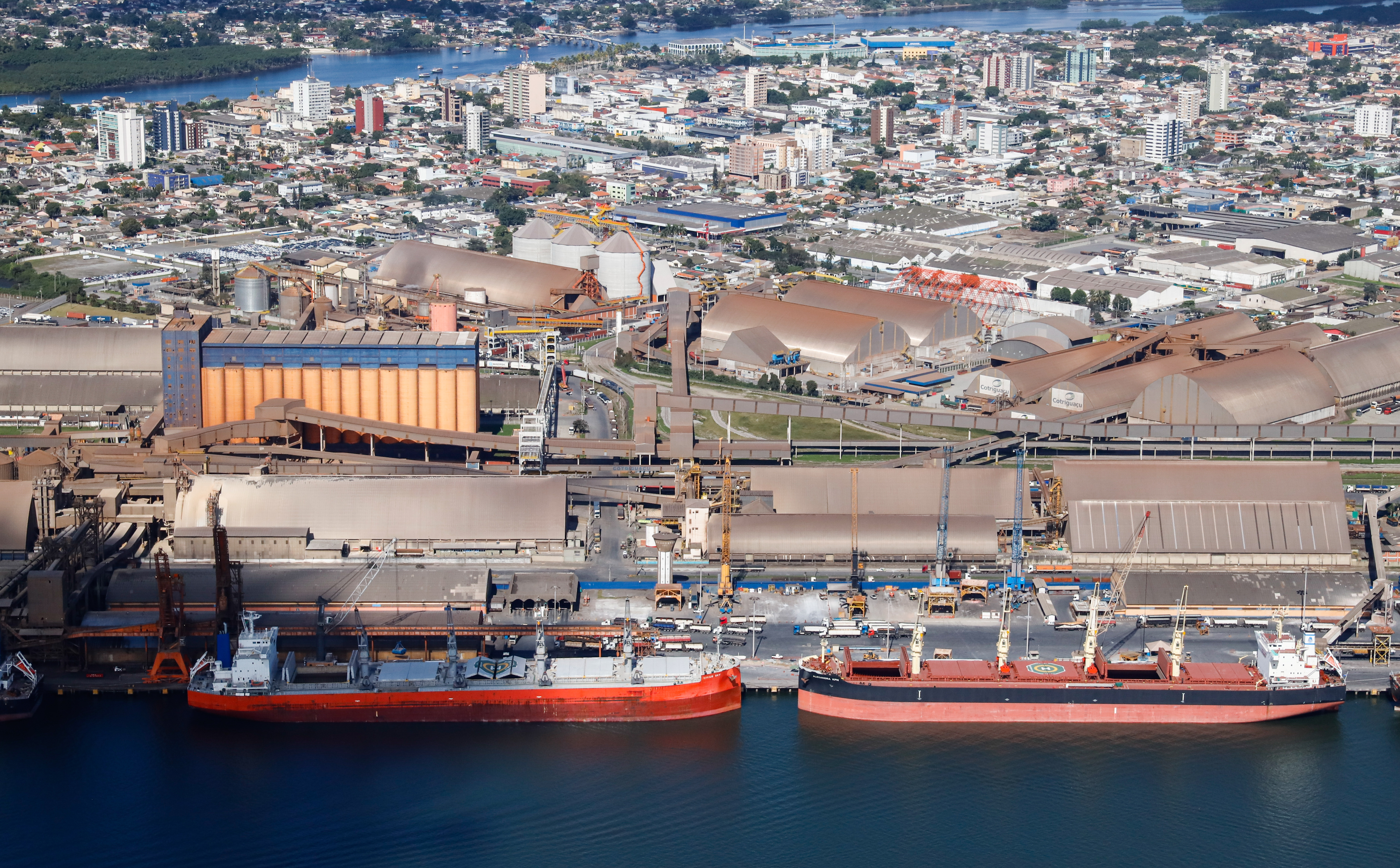 Corredor de Exportação do Porto de Paranaguá registra alta de 6% em julho