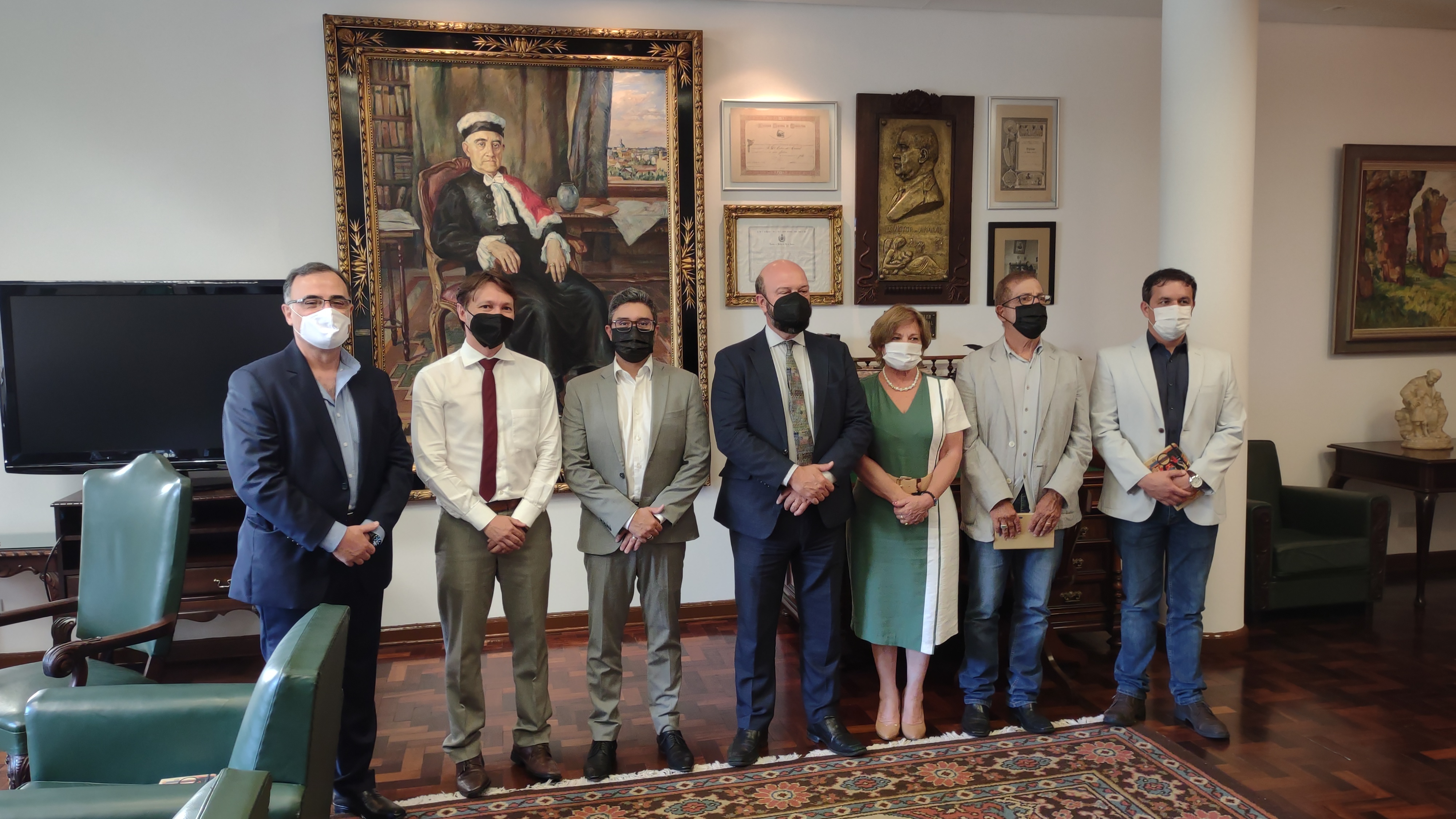 Parceria da empresa pública com a Universidade Federal do Paraná é inédita e tem objetivo de fornecer dados para projetos futuros de redução de danos.