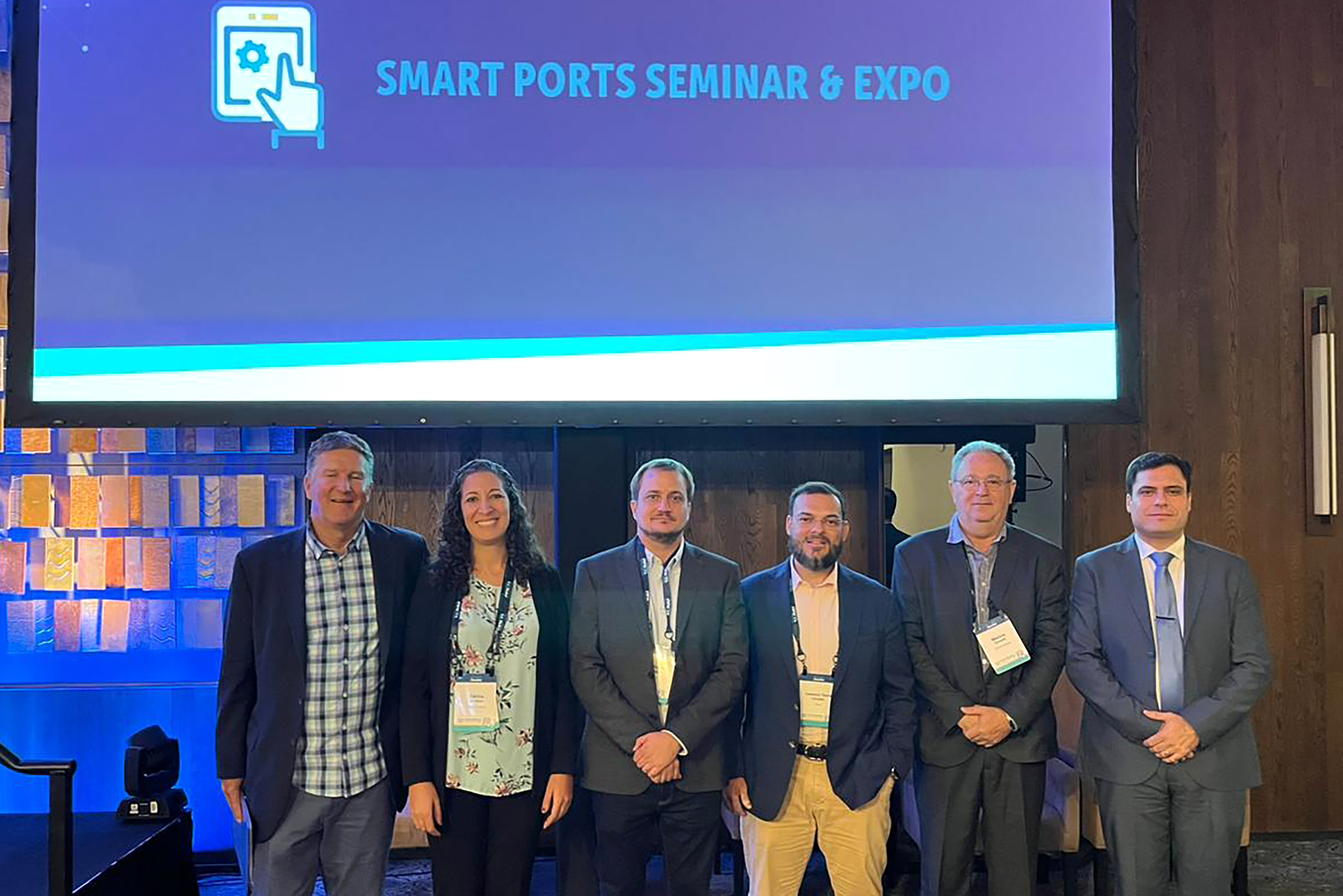 Portos do Paraná apresenta projetos de inovação em evento do setor nos Estados Unidos