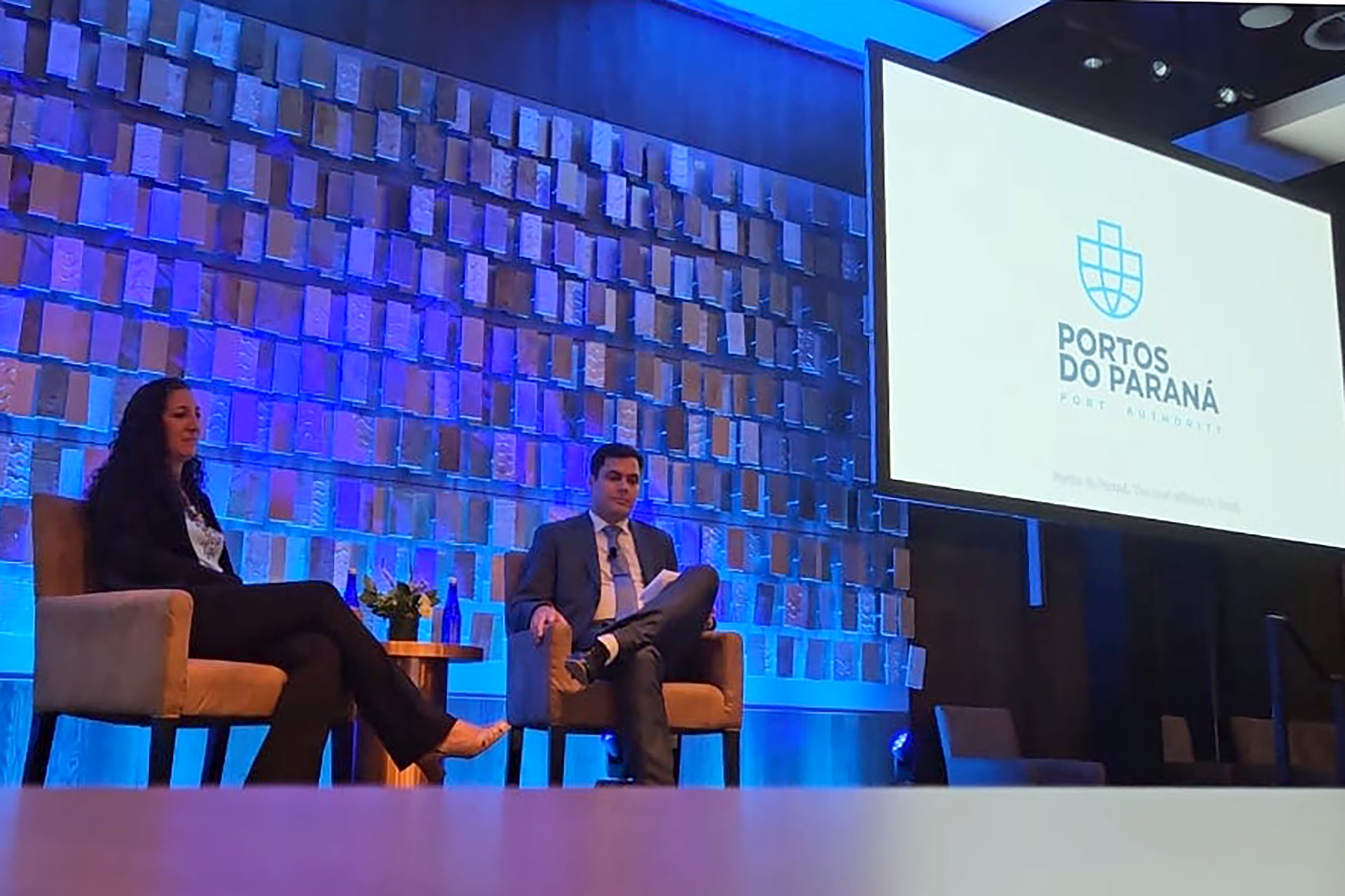 Portos do Paraná apresenta projetos de inovação em evento do setor nos Estados Unidos