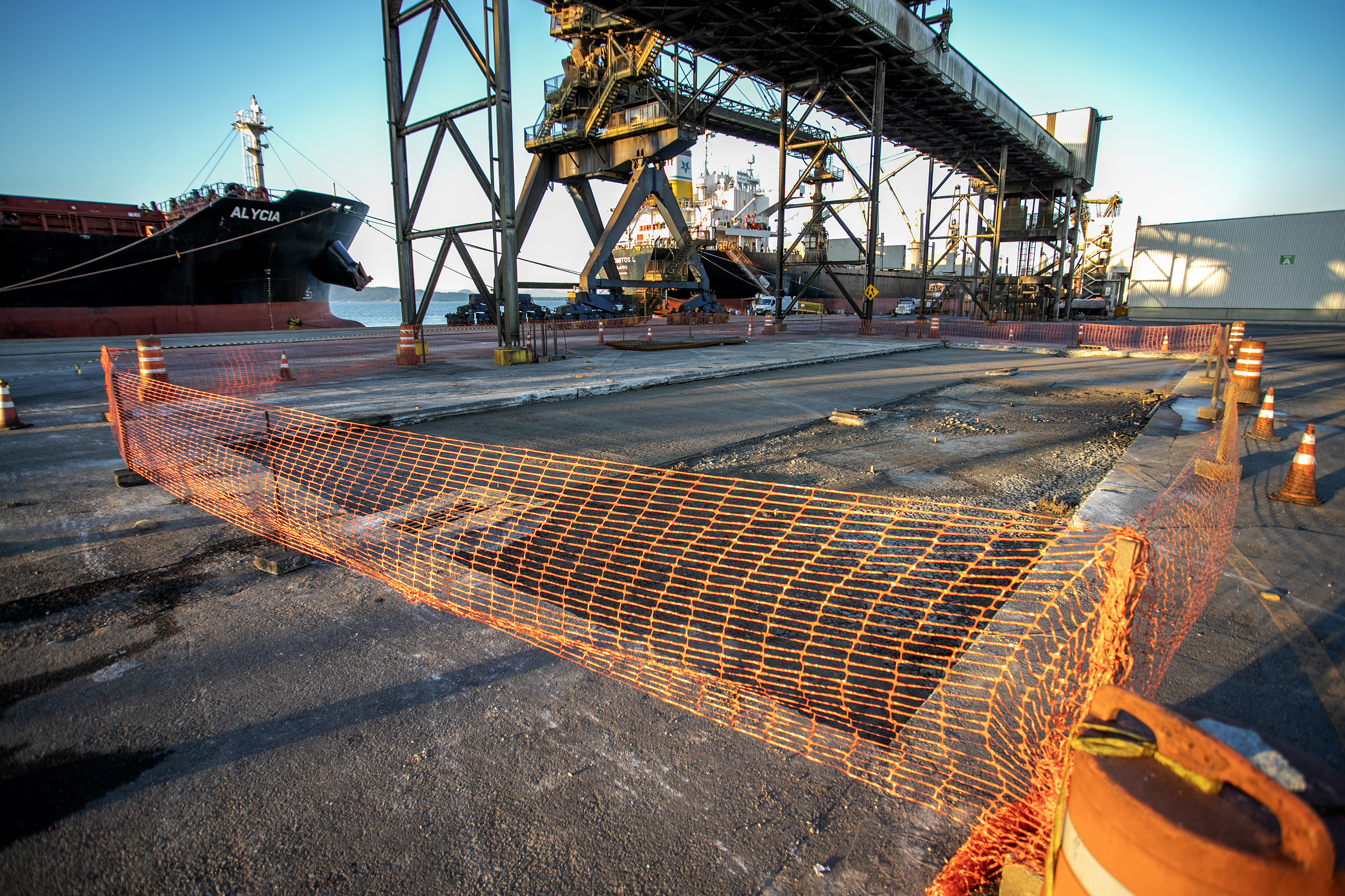 Obras no cais do Porto de Paranaguá aumentam segurança e eficiência das operações
