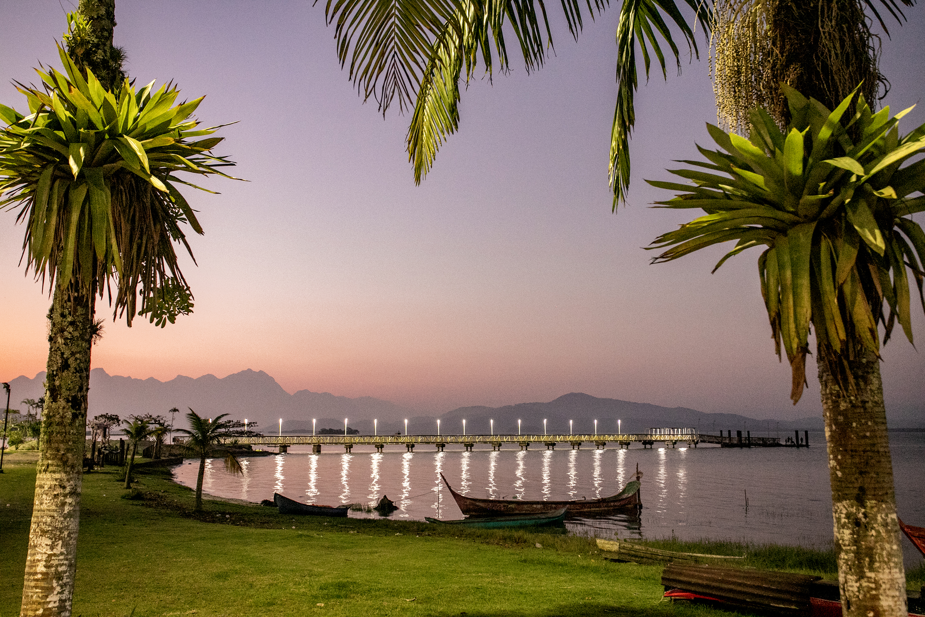 Na primeira etapa, foram dois atracadouros construídos na Ilha do Mel (Brasília e Encantadas), entregues no final de 2021; e outros cinco foram finalizados no início deste ano: dois na Ilha dos Valadares; um no Santuário do Rocio; e dois em Antonina – na Ponta da Pita e no Portinho.
