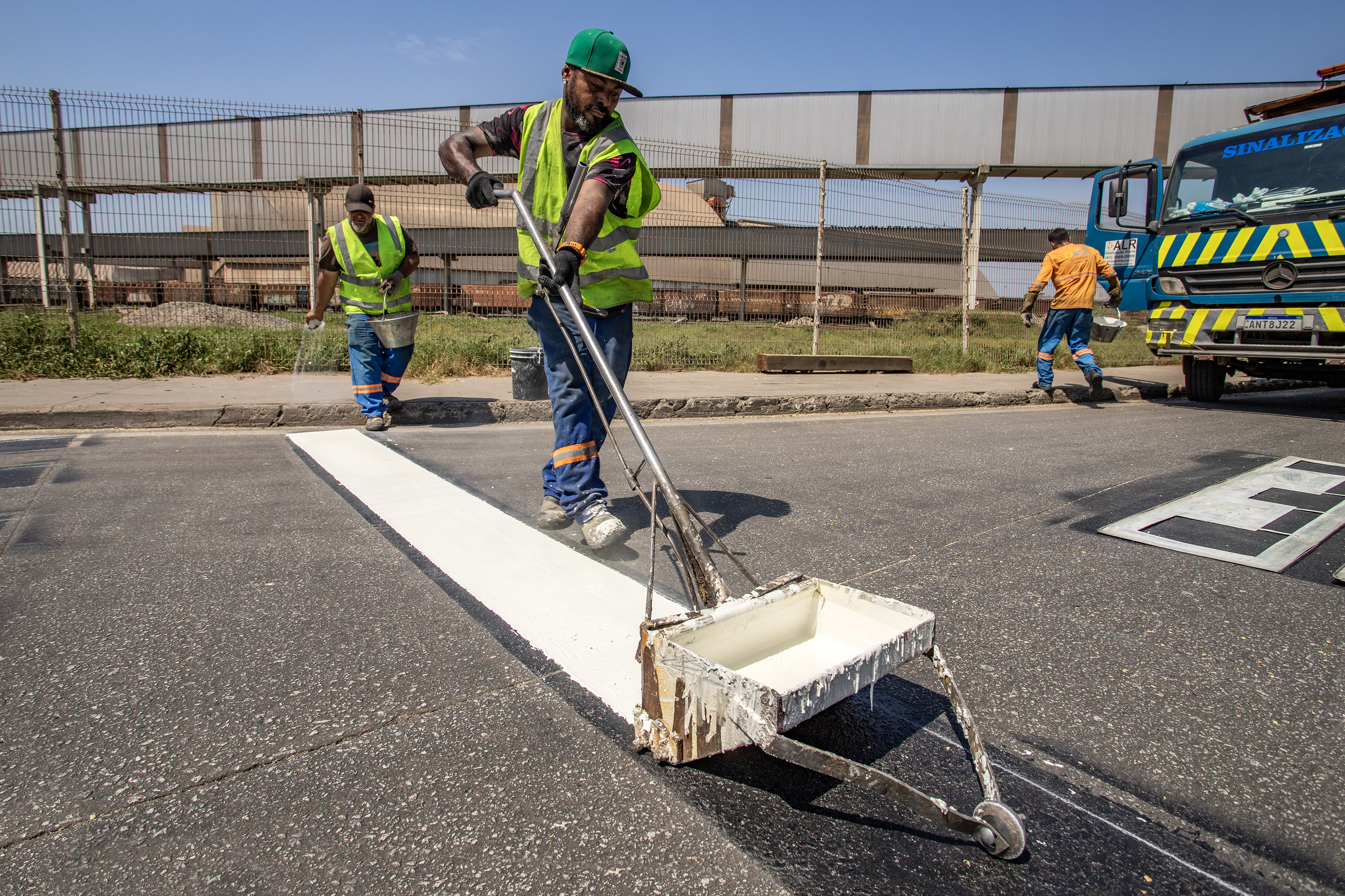 Vias próximas ao Porto de Paranaguá ganham nova sinalização