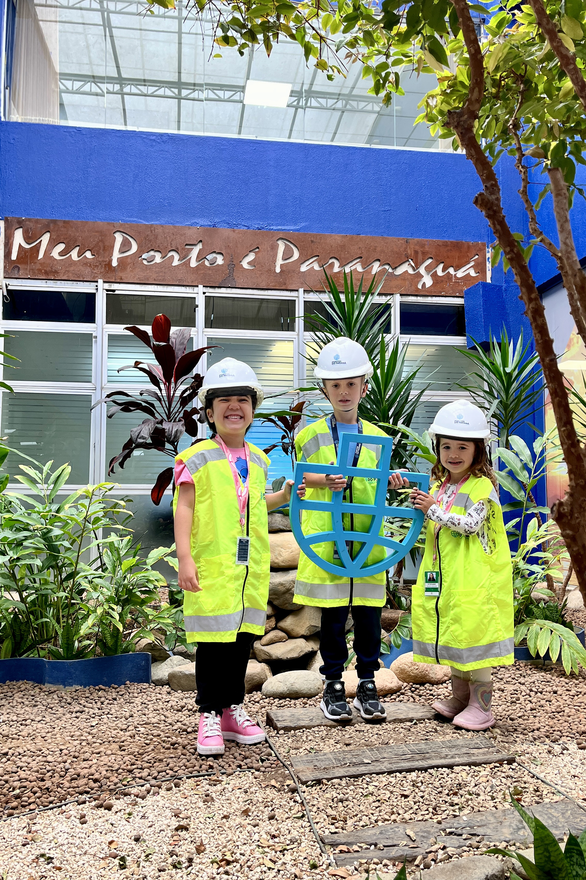 Portos do Paraná realiza ação com filhos de portuários em homenagem ao Dia das Crianças