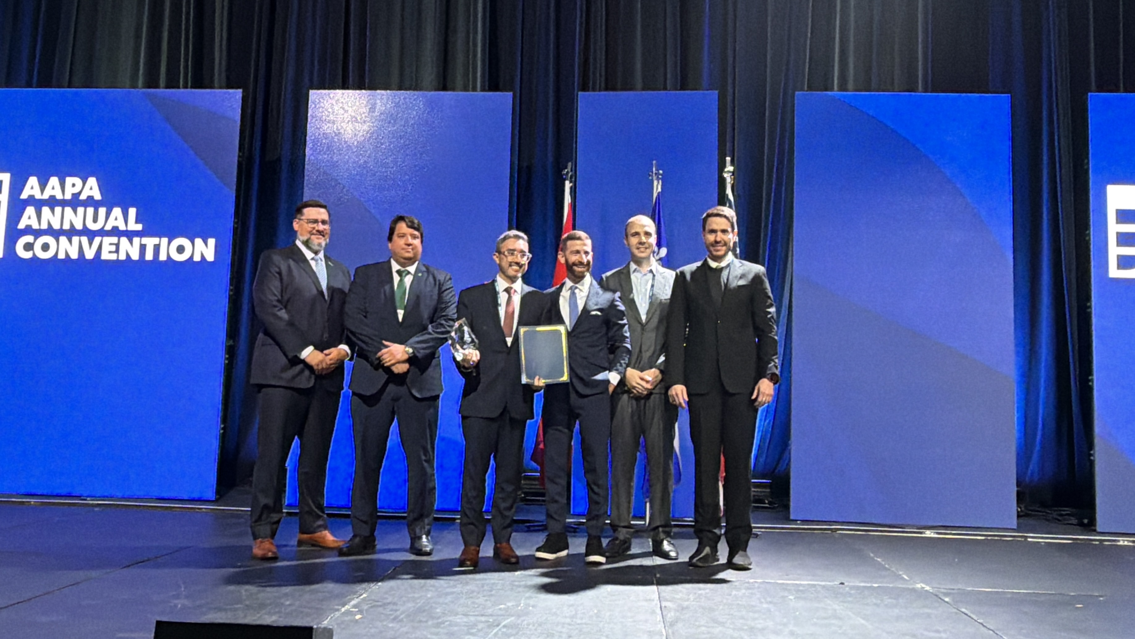 Portos do Paraná conquista três prêmios no AAPA Lighthouse Awards