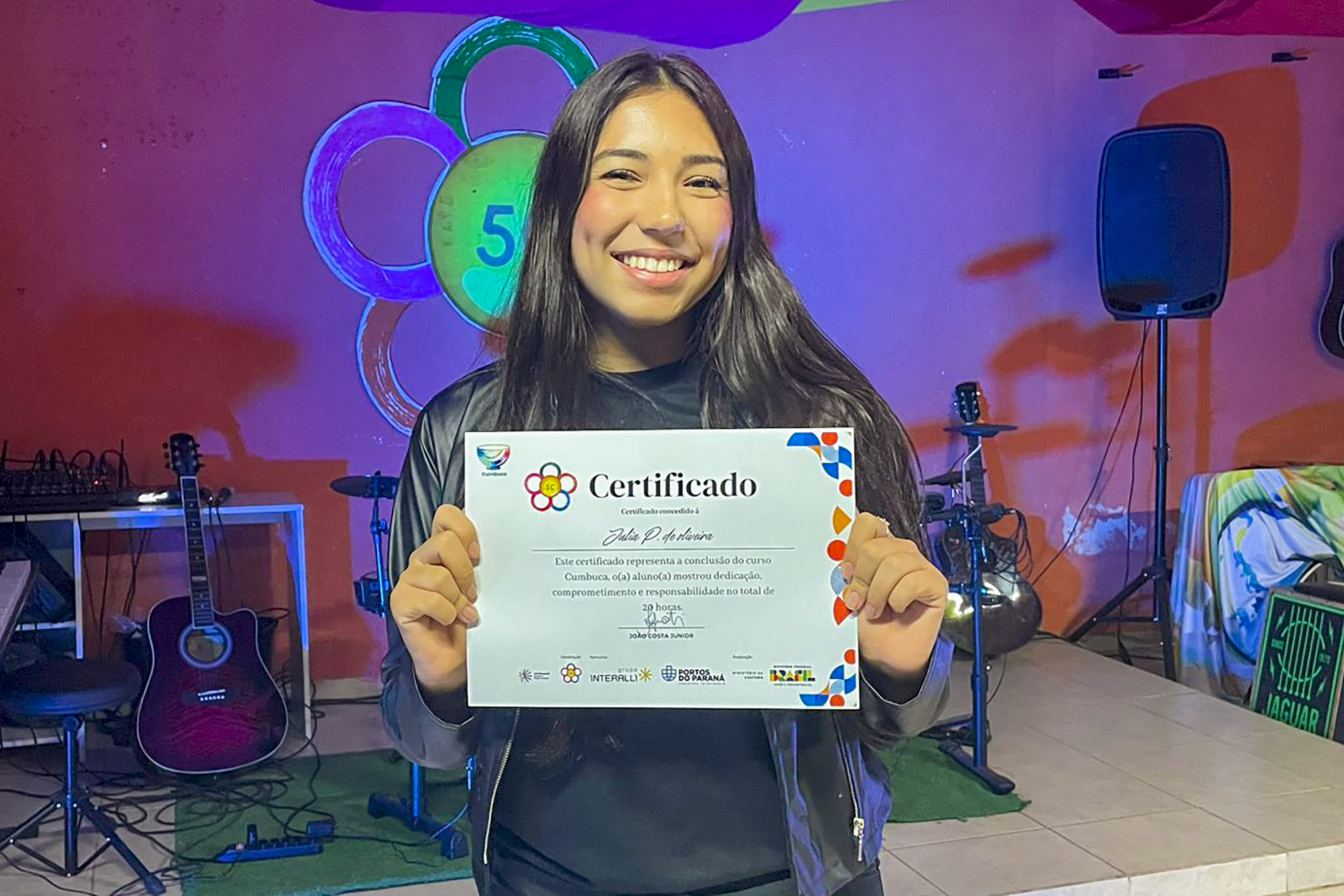 Centro Cultural realiza 1ª Formatura Cumbuca após aporte da Portos do Paraná