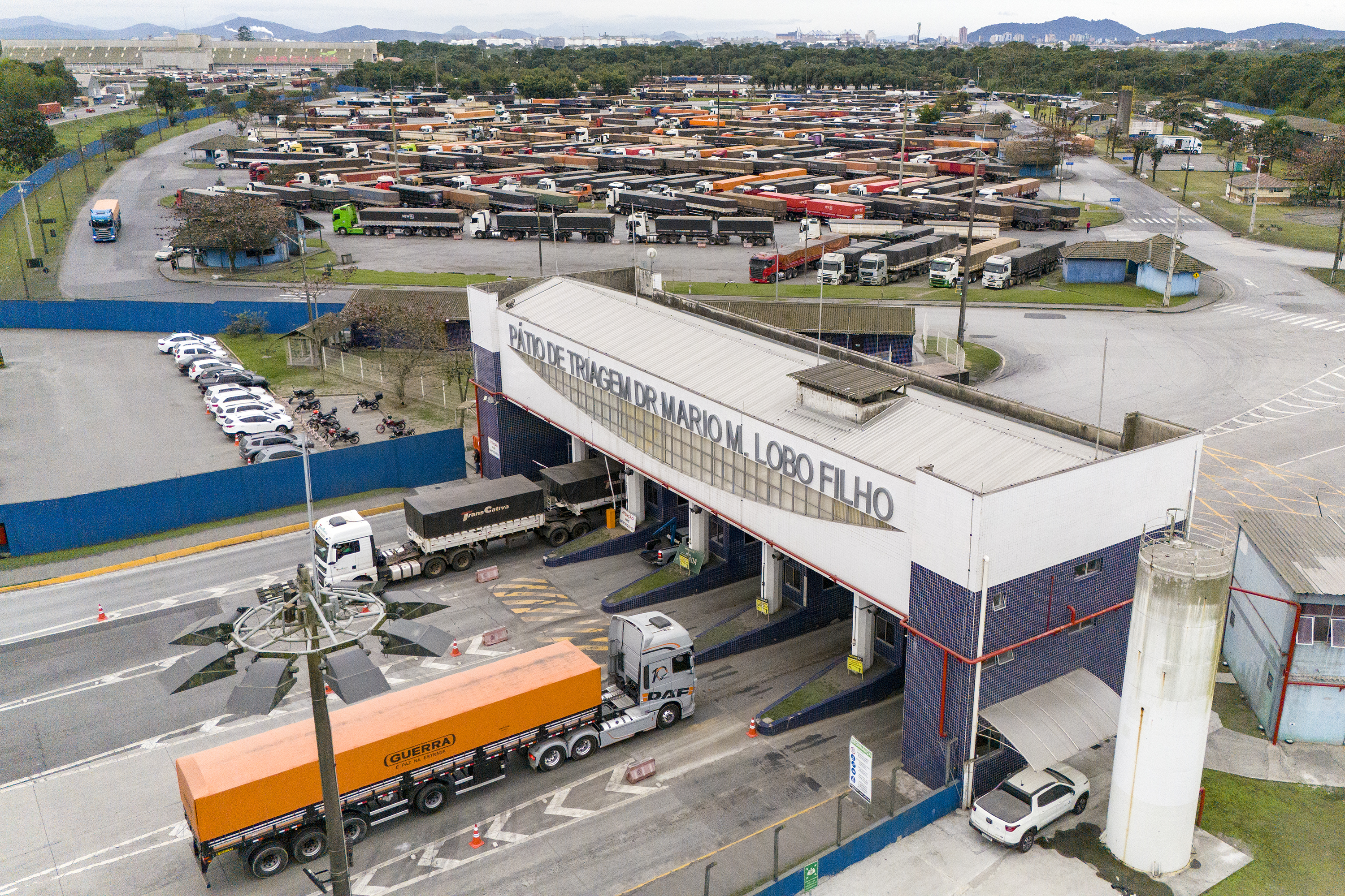 Pátio de Triagem do Porto de Paranaguá recebe mais de meio milhão de caminhões em 2025