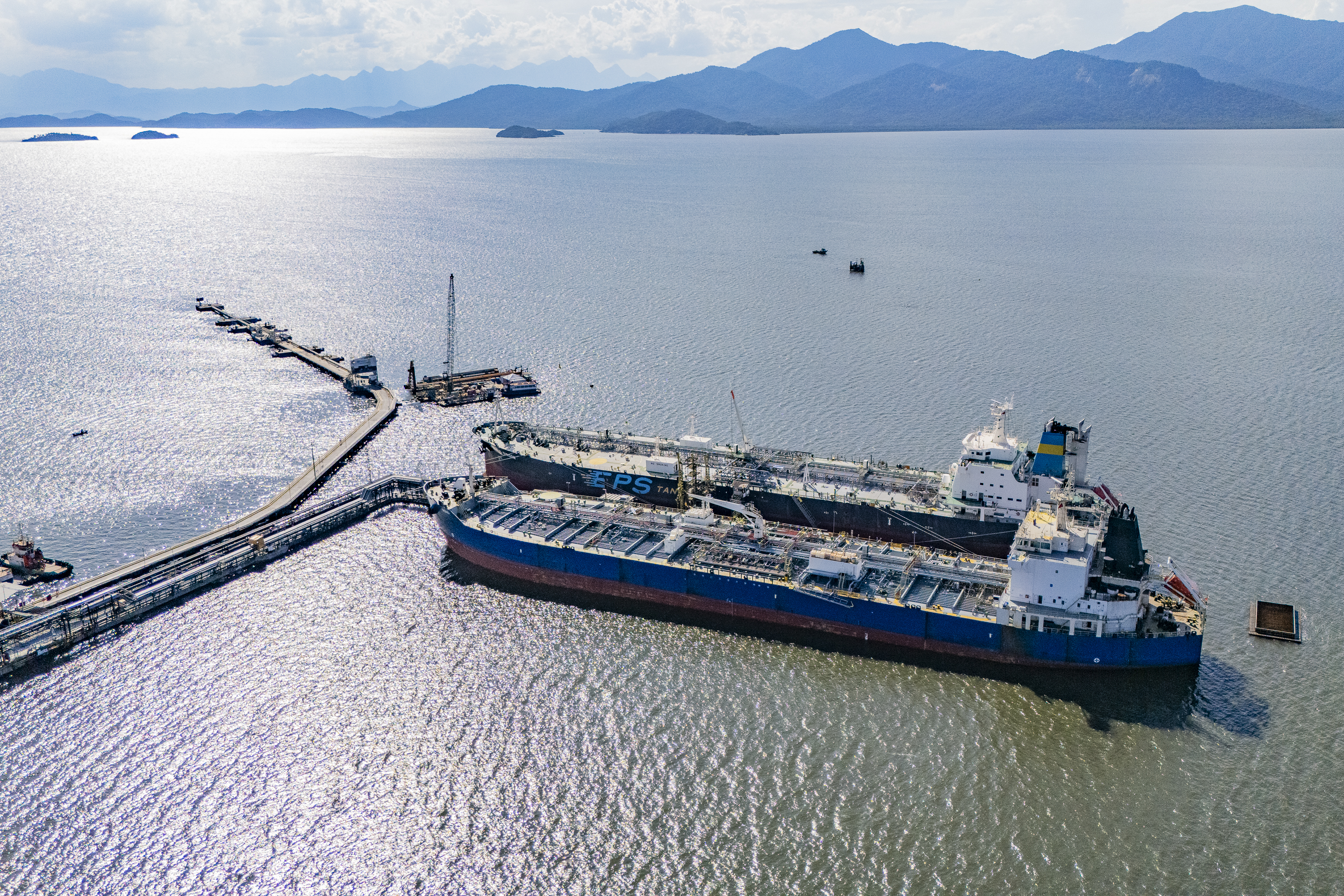  Portos do Paraná investe R$ 100 milhões em segunda etapa de modernização do píer de líquidos