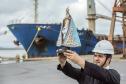 Padroeira do Paraná faz procissão pelo cais do Porto de Paranaguá
