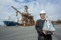 Padroeira do Paraná faz procissão pelo cais do Porto de Paranaguá