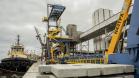 Estão em fase de montagem os equipamentos que vão compor o novo berço 201, com início das operações previsto para o primeiro semestre de 2020. O futuro Corredor de Exportação Oeste vai interligar cinco terminais de granéis e movimentar 6 milhões de toneladas de grãos por ano.  