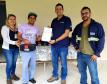 Moradores da Ilha do Teixeira receberam nesta quinta-feira (23) o certificado de conclusão do curso e um kit de ferramentas. O objetivo da ação da empresa Portos do Paraná é que os pescadores possam consertar e fazer a manutenção dos próprios barcos.