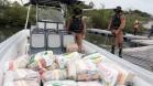 O Governo do Paraná entregou 10,5 toneladas de alimentos para pescadores, ribeirinhos e caiçaras que vivem em nove comunidades do Litoral do Estado. O esforço atendeu 15 famílias da Ilha da Cotinga, 90 em São Miguel, 28 na Ponta do Ubá, 50 na Eufrasina, 25 na Europinha, 45 na Ilha do Teixeira, 125 na praia de Encantadas (Ilha do Mel), 50 em Piaçaguera e 100 no Amparo.