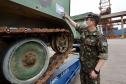 Trinta veículos foram doados pelos Estados Unidos ao Exército Brasileiro. Os tanques que vieram de Galveston, Texas, serão restaurados e modernizados para operações militares no País. 