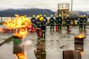 Turma com integrantes da Unidade Administrativa de Segurança Portuária participou de 40 horas de curso de combate a incêndios e primeiros socorros para atuação no Porto de Paranaguá.