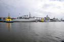 Embarcações da esquadra da Marinha atracam no Porto de Paranaguá