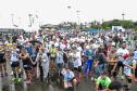 Na manhã deste domingo (16), apesar da chuva, a movimentação foi intensa não de carga, mas de pessoas, no cais do Porto de Paranaguá. Uma prova inédita, a primeira Corrida do Porto reuniu mais de mil atletas, em quatro diferentes modalidades.