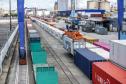 Porto de Paranaguá registra aumento de transporte de cargas por ferrovia em maio