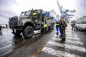 Porto de Paranaguá recebe 20 viaturas blindadas do Exército fabricadas nos EUA