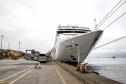 Com 2,4 mil pessoas a bordo, navio MSC Lirica desembarca em Paranaguá