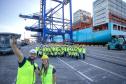 Porto de Paranaguá recebe mulheres da Cooperativa Agrária em visita técnica