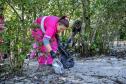 Mutirão de limpeza de manguezais da Portos do Paraná recolhe mais de 600 quilos de resíduos 