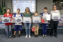 Vencedores do concurso Porto Escola 2024 passeiam de barco pela Baía de Paranaguá