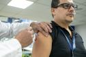 Vacina contra a gripe Influenza imuniza 225 portuários