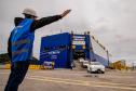 Porto de Paranaguá é o 1º a receber veículos elétricos fabricados por gigante chinesa que retoma vendas no Brasil