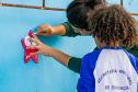 Oficina de Pintura reúne comunidade e transforma escola da Ilha de Eufrasina