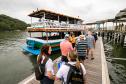 Portos do Paraná reforça turismo internacional com chegada de cruzeiro à Ilha do Mel
