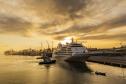 Navio Silver Whisper atracou pela primeira vez no Porto de Paranaguá trazendo mais de 700 passageiros