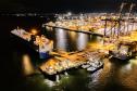 Porto de Paranaguá recebe navios específicos para o transporte de veículos
