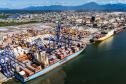 Porto também registra alta nas exportações de soja, óleo de soja e na movimentação de contêineres em 2026