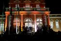 O governador Orlando Pessuti inaugurou na noite desta segunda-feira (20), em Paranaguá, a biblioteca pública Mario Marcondes Lobo. Projetada para ser um espaço cultural multiuso, a biblioteca terá acervo de livros clássicos e modernos, audiolivros, material audiovisual, sala de vídeos, espaço para cursos, reuniões e computadores com acesso à Internet